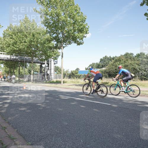 09.08.2026 - GEWOBA Citytriathlon Bremen Michael Burmester http://msf.ph/oto/9953689 09.08.2026 10:49:33 Radfahren 299, 320, 413, 454, 508 meine-sportfotos.de