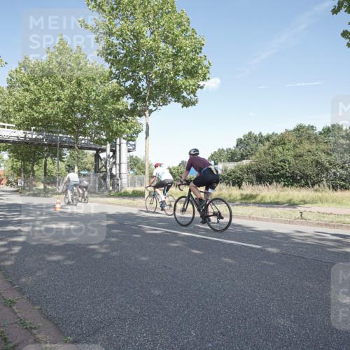 09.08.2026 - GEWOBA Citytriathlon Bremen Michael Burmester http://msf.ph/oto/9953707 09.08.2026 10:49:54 Radfahren 317, 410, 458 meine-sportfotos.de