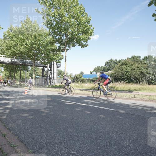 09.08.2026 - GEWOBA Citytriathlon Bremen Michael Burmester http://msf.ph/oto/9953723 09.08.2026 10:50:00 Radfahren 189, 317, 334, 410, 458, 489 meine-sportfotos.de