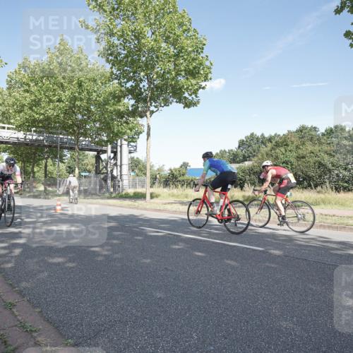 09.08.2026 - GEWOBA Citytriathlon Bremen Michael Burmester http://msf.ph/oto/9953731 09.08.2026 10:50:05 Radfahren 129, 189, 288, 334, 410, 458, 489 meine-sportfotos.de