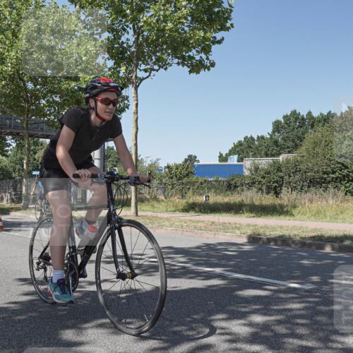 09.08.2026 - GEWOBA Citytriathlon Bremen Michael Burmester http://msf.ph/oto/9953742 09.08.2026 14:21:53 Radfahren 23, 195, 358, 393, 423, 437, 442, 449 meine-sportfotos.de