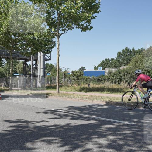 09.08.2026 - GEWOBA Citytriathlon Bremen Michael Burmester http://msf.ph/oto/9953746 09.08.2026 14:22:00 Radfahren 212, 296, 303, 311, 437, 442 meine-sportfotos.de