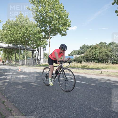 09.08.2026 - GEWOBA Citytriathlon Bremen Michael Burmester http://msf.ph/oto/9953757 09.08.2026 10:50:25 Radfahren 27, 39, 63, 215, 288, 350, 385, 419, 450, 457 meine-sportfotos.de