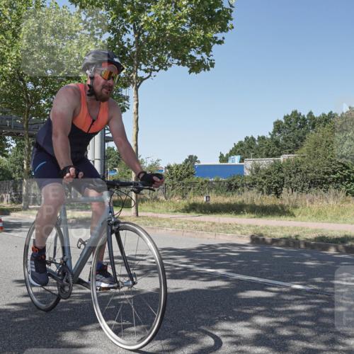 09.08.2026 - GEWOBA Citytriathlon Bremen Michael Burmester http://msf.ph/oto/9953778 09.08.2026 14:22:28 Radfahren 104, 241, 275, 389, 391, 394, 397, 411, 413, 519 meine-sportfotos.de