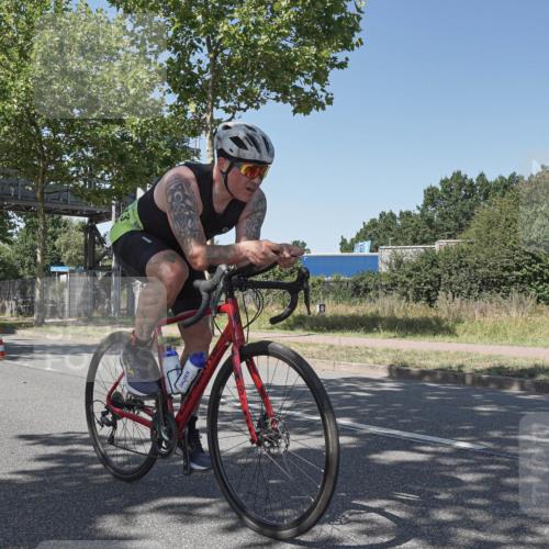 09.08.2026 - GEWOBA Citytriathlon Bremen Michael Burmester http://msf.ph/oto/9953780 09.08.2026 14:22:30 Radfahren 104, 241, 275, 389, 394, 397, 411, 413 meine-sportfotos.de