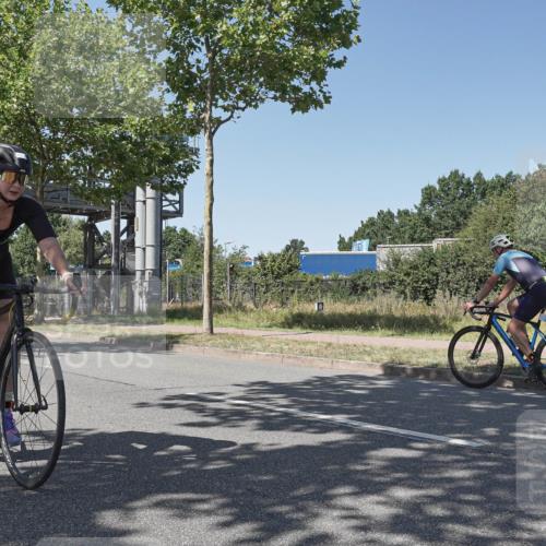 09.08.2026 - GEWOBA Citytriathlon Bremen Michael Burmester http://msf.ph/oto/9953796 09.08.2026 14:22:37 Radfahren 104, 275, 298, 381, 389, 394, 397, 411, 413 meine-sportfotos.de