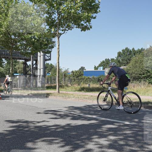 09.08.2026 - GEWOBA Citytriathlon Bremen Michael Burmester http://msf.ph/oto/9953808 09.08.2026 14:22:46 Radfahren 259, 275, 298, 381, 394, 411, 452 meine-sportfotos.de