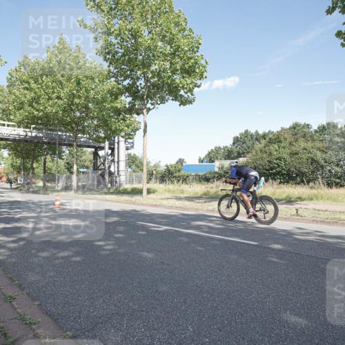 09.08.2026 - GEWOBA Citytriathlon Bremen Michael Burmester http://msf.ph/oto/9953839 09.08.2026 10:51:25 Radfahren 99, 324, 397, 456, 500 meine-sportfotos.de