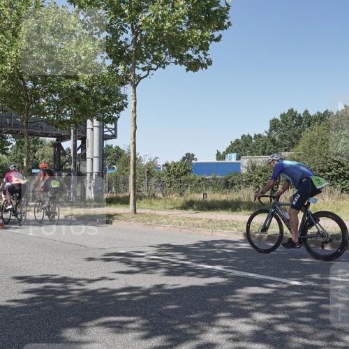 09.08.2026 - GEWOBA Citytriathlon Bremen Michael Burmester http://msf.ph/oto/9953848 09.08.2026 14:23:10 Radfahren 31, 245, 267, 415, 419, 480 meine-sportfotos.de