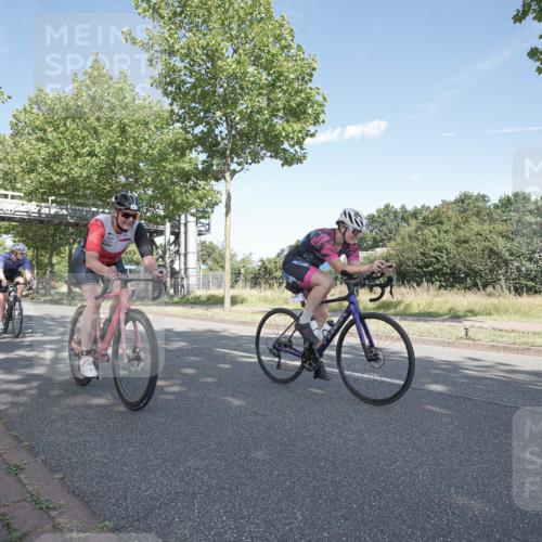 09.08.2026 - GEWOBA Citytriathlon Bremen Michael Burmester http://msf.ph/oto/9953857 09.08.2026 10:51:55 Radfahren 47, 95, 209, 448, 455, 484, 515 meine-sportfotos.de