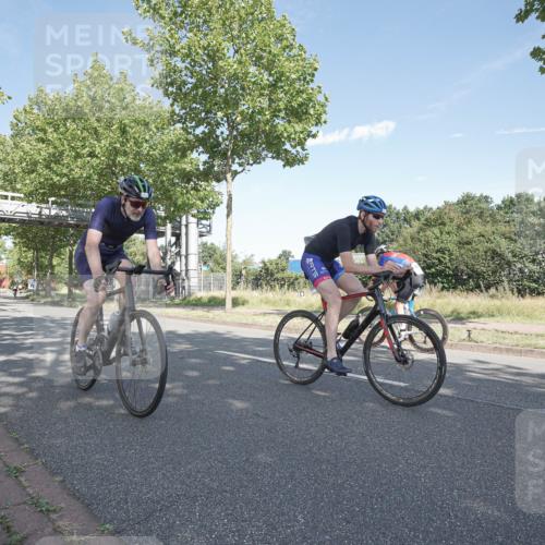 09.08.2026 - GEWOBA Citytriathlon Bremen Michael Burmester http://msf.ph/oto/9953877 09.08.2026 10:52:11 Radfahren 15, 43, 141, 374, 483 meine-sportfotos.de