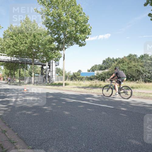 09.08.2026 - GEWOBA Citytriathlon Bremen Michael Burmester http://msf.ph/oto/9953881 09.08.2026 10:52:14 Radfahren 15, 43, 141, 374, 443, 483 meine-sportfotos.de