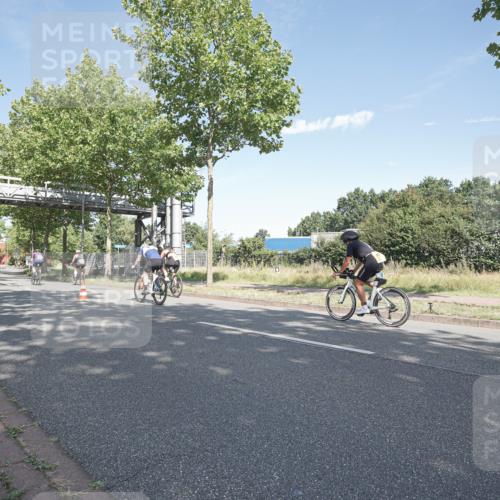 09.08.2026 - GEWOBA Citytriathlon Bremen Michael Burmester http://msf.ph/oto/9953901 09.08.2026 10:52:41 Radfahren 181, 305, 510, 521 meine-sportfotos.de
