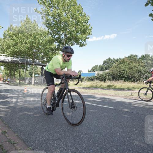 09.08.2026 - GEWOBA Citytriathlon Bremen Michael Burmester http://msf.ph/oto/9953928 09.08.2026 10:53:04 Radfahren 23, 175, 233, 241, 353, 445 meine-sportfotos.de