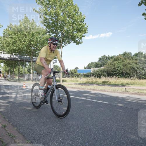 09.08.2026 - GEWOBA Citytriathlon Bremen Michael Burmester http://msf.ph/oto/9953936 09.08.2026 10:53:12 Radfahren 23, 29, 175, 233, 353, 474, 522 meine-sportfotos.de