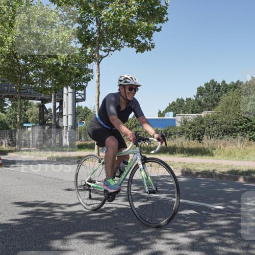 09.08.2026 - GEWOBA Citytriathlon Bremen Michael Burmester http://msf.ph/oto/9953943 09.08.2026 14:24:27 Radfahren 160, 367, 436, 451, 483, 488, 495, 505 meine-sportfotos.de