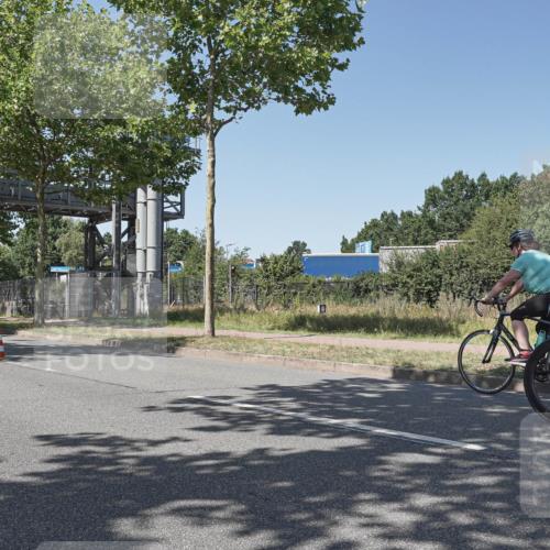 09.08.2026 - GEWOBA Citytriathlon Bremen Michael Burmester http://msf.ph/oto/9953951 09.08.2026 14:24:34 Radfahren 160, 367, 451, 460, 483, 488, 496, 505 meine-sportfotos.de