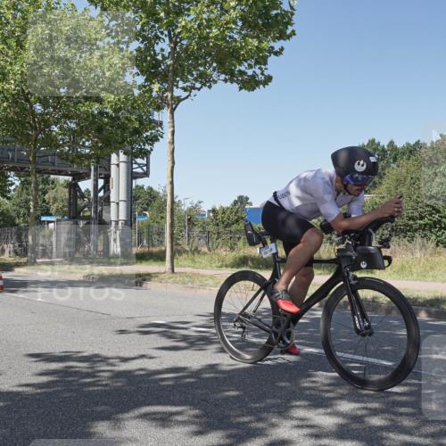 09.08.2026 - GEWOBA Citytriathlon Bremen Michael Burmester http://msf.ph/oto/9953965 09.08.2026 14:24:46 Radfahren 120, 141, 414, 460, 496, 499, 514 meine-sportfotos.de