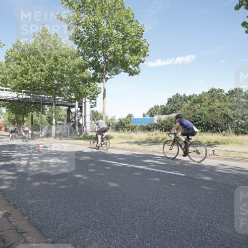 09.08.2026 - GEWOBA Citytriathlon Bremen Michael Burmester http://msf.ph/oto/9953977 09.08.2026 10:53:41 Radfahren 3, 107, 153, 179, 292, 423, 433, 439, 477, 492, 495 meine-sportfotos.de