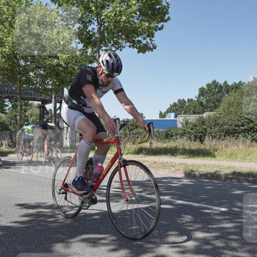 09.08.2026 - GEWOBA Citytriathlon Bremen Michael Burmester http://msf.ph/oto/9953981 09.08.2026 14:25:06 Radfahren 112, 380, 524 meine-sportfotos.de