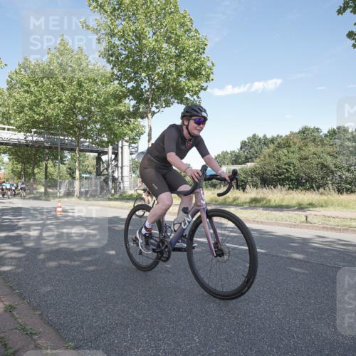 09.08.2026 - GEWOBA Citytriathlon Bremen Michael Burmester http://msf.ph/oto/9953984 09.08.2026 10:53:45 Radfahren 107, 153, 292, 433, 492, 501 meine-sportfotos.de