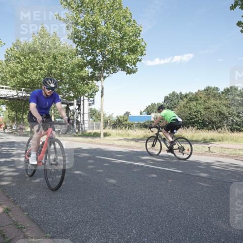 09.08.2026 - GEWOBA Citytriathlon Bremen Michael Burmester http://msf.ph/oto/9953988 09.08.2026 10:53:50 Radfahren 153, 193, 292, 433, 492, 501 meine-sportfotos.de