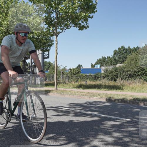 09.08.2026 - GEWOBA Citytriathlon Bremen Michael Burmester http://msf.ph/oto/9954009 09.08.2026 14:25:25 Radfahren 181, 187, 333, 359, 491, 492, 518 meine-sportfotos.de