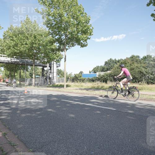 09.08.2026 - GEWOBA Citytriathlon Bremen Michael Burmester http://msf.ph/oto/9954012 09.08.2026 10:54:11 Radfahren 247, 367, 473 meine-sportfotos.de