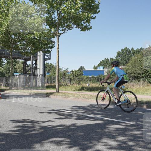 09.08.2026 - GEWOBA Citytriathlon Bremen Michael Burmester http://msf.ph/oto/9954036 09.08.2026 14:25:51 Radfahren 78, 140, 184, 185, 189, 387, 445, 464 meine-sportfotos.de