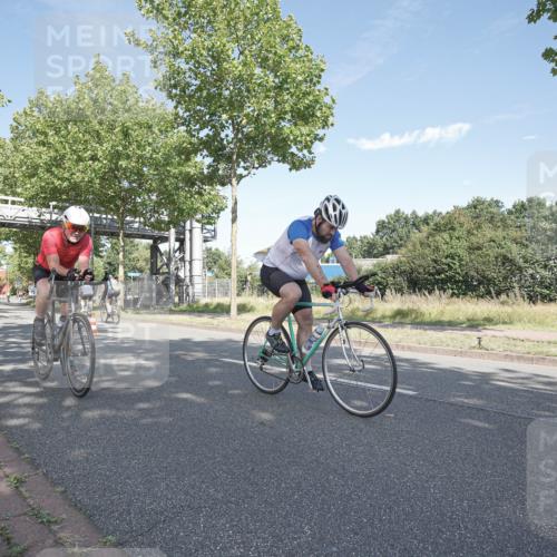 09.08.2026 - GEWOBA Citytriathlon Bremen Michael Burmester http://msf.ph/oto/9954070 09.08.2026 10:54:59 Radfahren 37, 135, 201, 207, 303, 390, 444, 476, 513, 530 meine-sportfotos.de