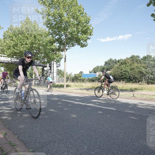09.08.2026 - GEWOBA Citytriathlon Bremen Michael Burmester http://msf.ph/oto/9954084 09.08.2026 10:55:04 Radfahren 37, 53, 135, 169, 201, 207, 303, 390, 444, 471, 476, 513, 530 meine-sportfotos.de