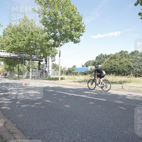 09.08.2026 - GEWOBA Citytriathlon Bremen Michael Burmester http://msf.ph/oto/9954090 09.08.2026 10:55:08 Radfahren 37, 53, 169, 187, 201, 207, 303, 390, 471, 476, 513, 530 meine-sportfotos.de