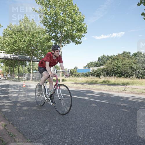 09.08.2026 - GEWOBA Citytriathlon Bremen Michael Burmester http://msf.ph/oto/9954106 09.08.2026 10:55:20 Radfahren 53, 123, 169, 187, 237, 471, 527 meine-sportfotos.de
