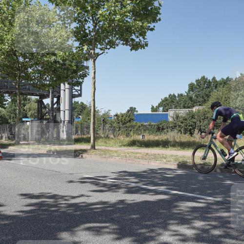 09.08.2026 - GEWOBA Citytriathlon Bremen Michael Burmester http://msf.ph/oto/9954118 09.08.2026 14:27:30 Radfahren  meine-sportfotos.de