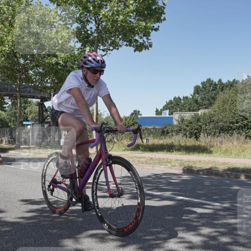 09.08.2026 - GEWOBA Citytriathlon Bremen Michael Burmester http://msf.ph/oto/9954137 09.08.2026 14:27:53 Radfahren 81, 177, 251, 443, 444, 446 meine-sportfotos.de