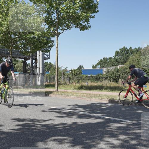 09.08.2026 - GEWOBA Citytriathlon Bremen Michael Burmester http://msf.ph/oto/9954139 09.08.2026 14:27:57 Radfahren 67, 177, 251, 331, 443, 444 meine-sportfotos.de