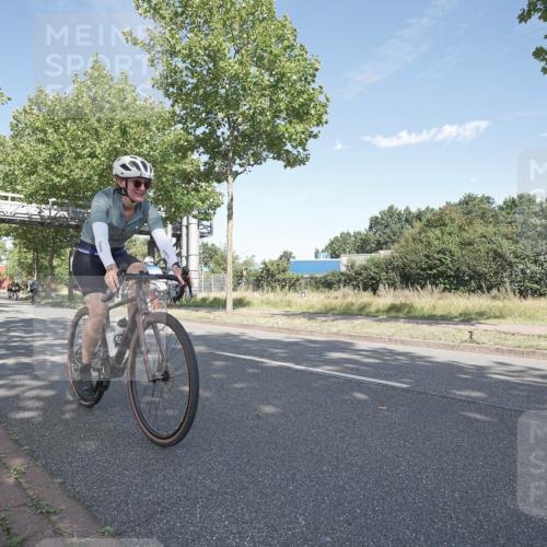 09.08.2026 - GEWOBA Citytriathlon Bremen Michael Burmester http://msf.ph/oto/9954159 09.08.2026 10:56:08 Radfahren 41, 55, 61, 89, 109, 211, 487, 491 meine-sportfotos.de