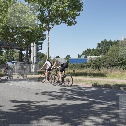 09.08.2026 - GEWOBA Citytriathlon Bremen Michael Burmester http://msf.ph/oto/9954164 09.08.2026 14:28:10 Radfahren 41, 67, 72, 113, 177, 331, 444 meine-sportfotos.de