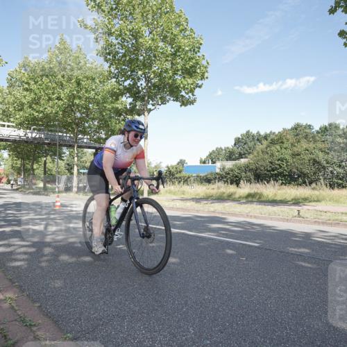 09.08.2026 - GEWOBA Citytriathlon Bremen Michael Burmester http://msf.ph/oto/9954176 09.08.2026 10:56:29 Radfahren 67, 163, 217, 225 meine-sportfotos.de