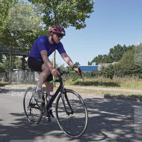 09.08.2026 - GEWOBA Citytriathlon Bremen Michael Burmester http://msf.ph/oto/9954177 09.08.2026 14:28:17 Radfahren 41, 67, 72, 85, 100, 113, 119, 168 meine-sportfotos.de