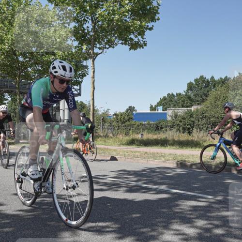 09.08.2026 - GEWOBA Citytriathlon Bremen Michael Burmester http://msf.ph/oto/9954181 09.08.2026 14:28:19 Radfahren 41, 72, 85, 100, 113, 119, 168 meine-sportfotos.de