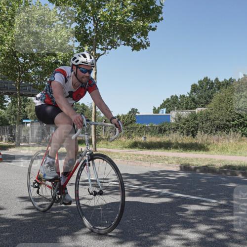 09.08.2026 - GEWOBA Citytriathlon Bremen Michael Burmester http://msf.ph/oto/9954185 09.08.2026 14:28:24 Radfahren 41, 85, 100, 113, 119, 168 meine-sportfotos.de