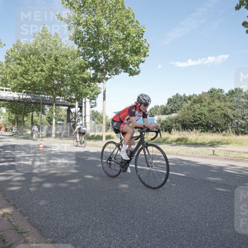 09.08.2026 - GEWOBA Citytriathlon Bremen Michael Burmester http://msf.ph/oto/9954194 09.08.2026 10:56:48 Radfahren 75, 113, 147, 149, 480, 504 meine-sportfotos.de