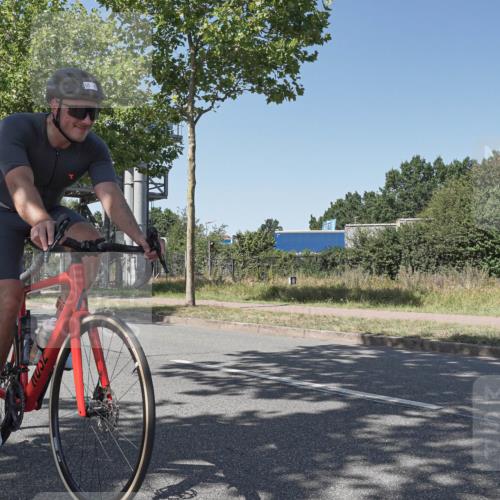 09.08.2026 - GEWOBA Citytriathlon Bremen Michael Burmester http://msf.ph/oto/9954195 09.08.2026 14:28:44 Radfahren 11, 50, 77, 109, 155, 350 meine-sportfotos.de