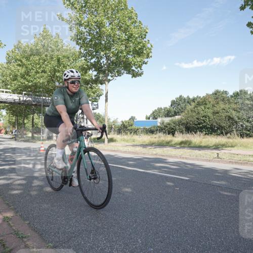 09.08.2026 - GEWOBA Citytriathlon Bremen Michael Burmester http://msf.ph/oto/9954206 09.08.2026 10:56:57 Radfahren 35, 75, 85, 113, 147, 149, 399, 460, 480 meine-sportfotos.de