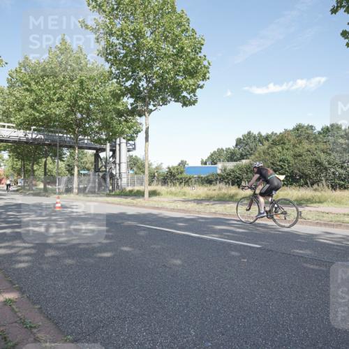 09.08.2026 - GEWOBA Citytriathlon Bremen Michael Burmester http://msf.ph/oto/9954214 09.08.2026 10:57:07 Radfahren 35, 85, 243, 361, 399, 460 meine-sportfotos.de