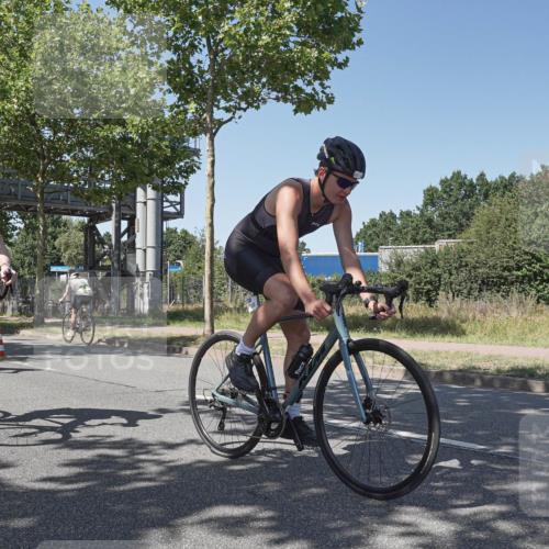 09.08.2026 - GEWOBA Citytriathlon Bremen Michael Burmester http://msf.ph/oto/9954217 09.08.2026 14:28:58 Radfahren 13, 33, 46, 68, 71, 84, 97, 109, 114, 117, 124, 129, 150, 162, 350, 498 meine-sportfotos.de
