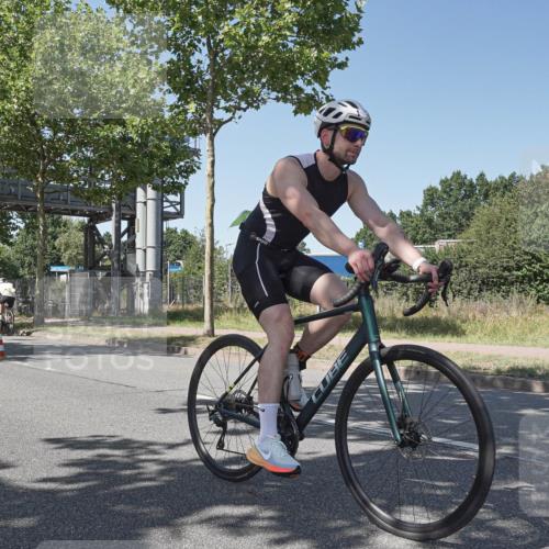 09.08.2026 - GEWOBA Citytriathlon Bremen Michael Burmester http://msf.ph/oto/9954219 09.08.2026 14:28:59 Radfahren 13, 33, 46, 68, 71, 84, 97, 114, 117, 124, 129, 150, 154, 162, 350, 498 meine-sportfotos.de