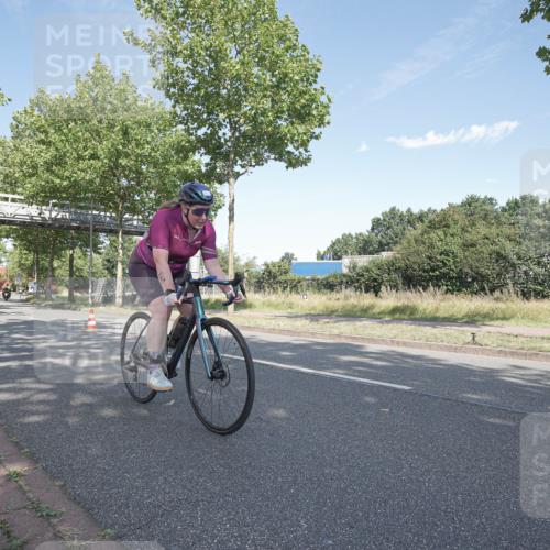 09.08.2026 - GEWOBA Citytriathlon Bremen Michael Burmester http://msf.ph/oto/9954220 09.08.2026 10:57:15 Radfahren 183, 191, 243, 281, 361 meine-sportfotos.de