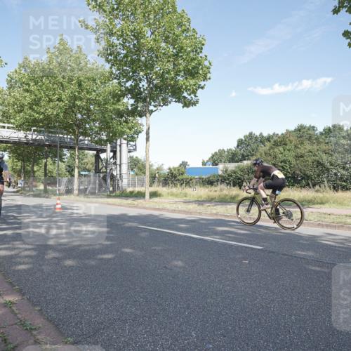 09.08.2026 - GEWOBA Citytriathlon Bremen Michael Burmester http://msf.ph/oto/9954222 09.08.2026 10:57:22 Radfahren 183, 191, 205, 243, 281, 361 meine-sportfotos.de